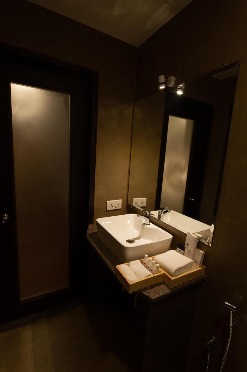 מדגאון Hotel Anthurium Circle מראה חיצוני תמונה